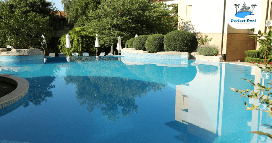 ดูแลสระว่ายน้ำเชียงใหม่