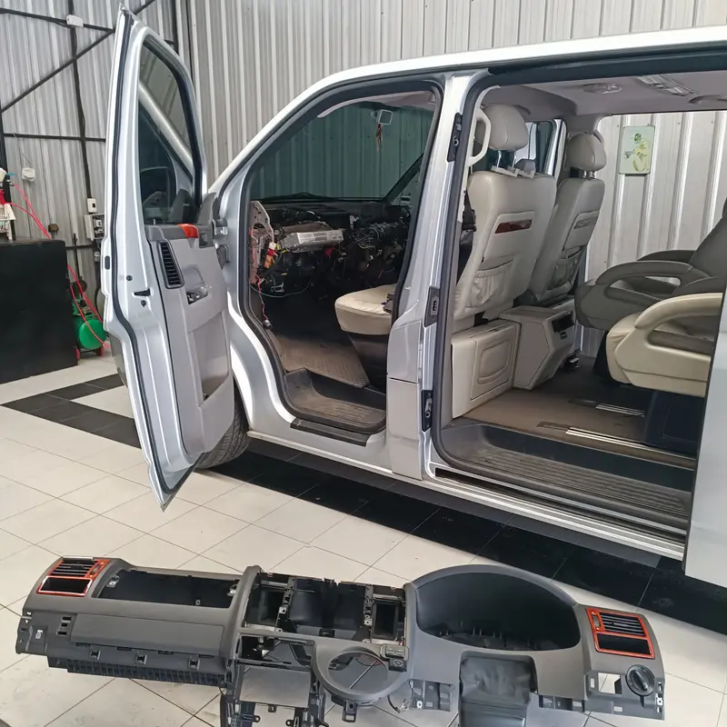 ฟอกเบาะและภายในรถ