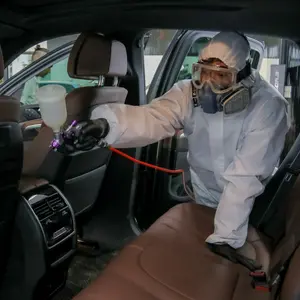 ฆ่าเชื้อและกำจัดกลิ่นในห้องโดยสาร